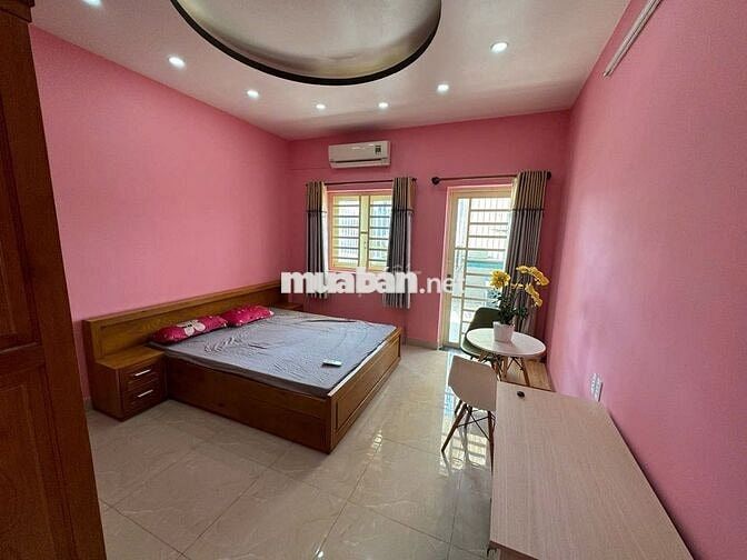 Cho thuê CHDV, ngay Nguyễn trãi full nội thất, Thang máy.