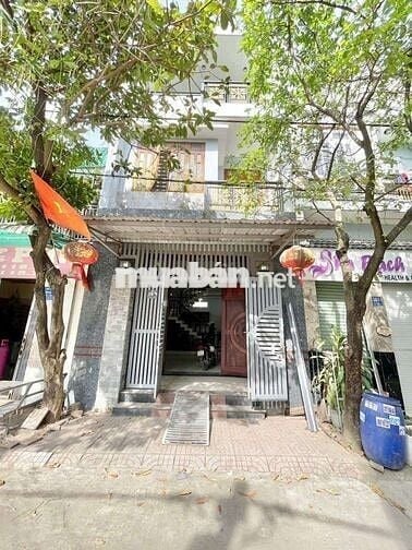 Cho thuê nhà 1 Trệt 2 Lầu gần Làng Đại học Dĩ An