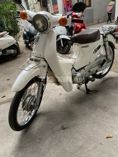 Cần bán xe cup 50cc Halim màu trắng, xe rất mới, đăng ký 2020