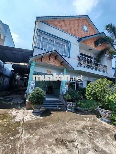 cho thuê xưởng khuôn viên 1500m2 nhà xưởng 700m2 văn phòng 300m2