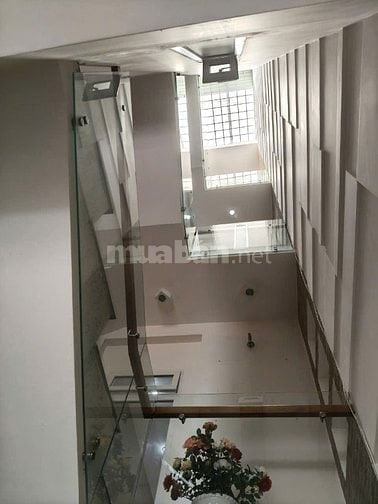 CHUYỂN CÔNG TÁC CẦN ĐỂ LẠI CĂN NHÀ 4 TẦNG MẶT TIỀN ĐƯỜNG 15M 