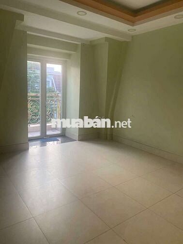 Phòng ban công Cityland center hill 40m2,  wc riêng, nt đầy đủ