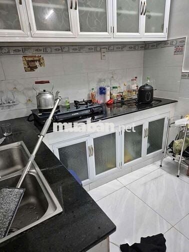 Cho thuê nhà 1 trệt 2 lầu đường Nguyễn Thị đặng . quận 12