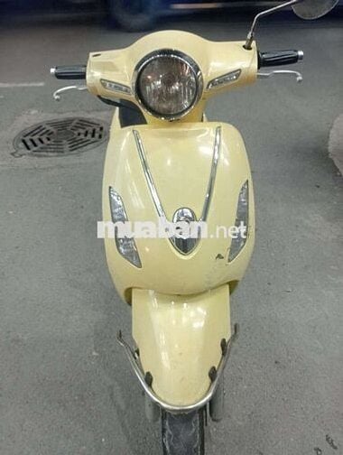 Attila Elizabeth biển thành phố máy êm