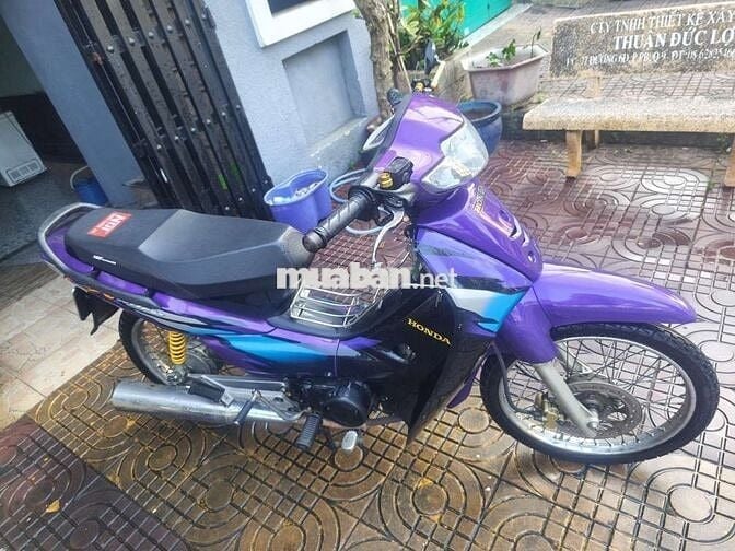 Honda Wave Thái 2002 màu Tím