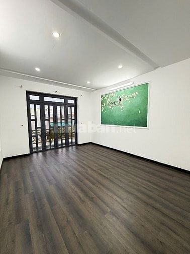 BÁN NHÀ 288/19d LÊ Văn quới ..ngang 4x16 lửng 3 lầu đường 8m. xe hơi