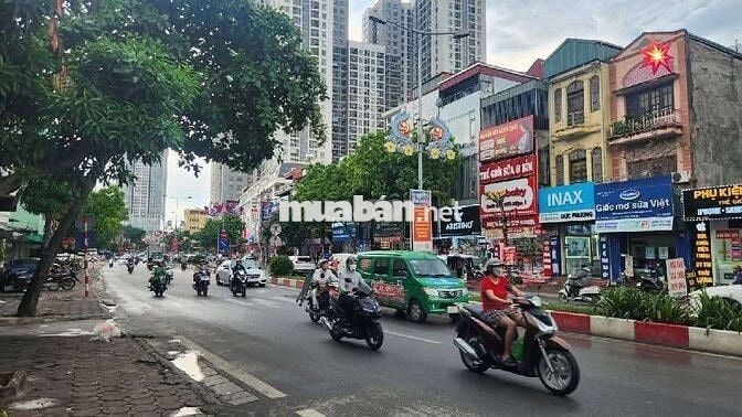 TT Vạn Phúc – Hà Đông 40m² – MT 5m – Lo Góc
25m ra phố – 200m ra chợ