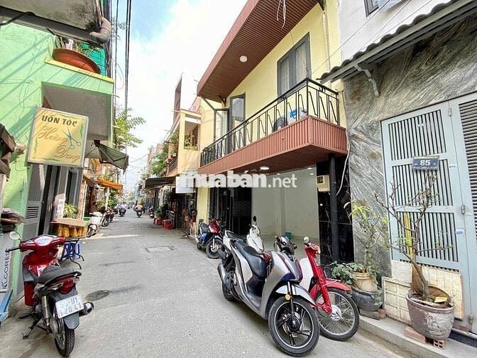 Nhà MT Sơn Hưng F11 Tân Bình, 8m x 5m, 1 lầu, 2wc, giá 11.9tr