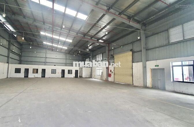 CHO THUÊ NHÀ KHO 680M2 – MT VÕ CHÍ CÔNG – SẴN CẨU TRỤC – GIÁ CHỈ 34TR