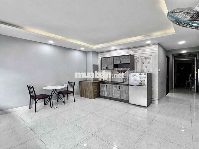 Căn hộ CC full nội thất 1PN - 1PK cực rộng 50m2 Trung tâm Q10, Q11, TB