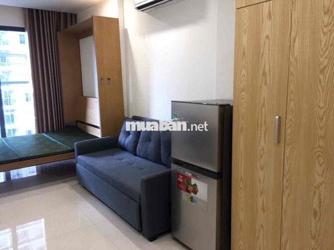 Cho thuê 1n+1 43m2 giá 9tr tầng trung Vinhomes smart city