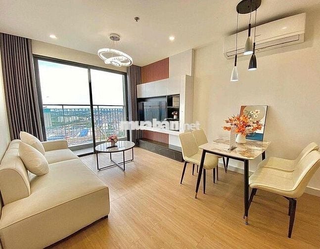 CẦN BÁN NHANH CĂN 2N1 VIN OCP GIÁ 3.7 TỶ, TẦNG TRUNG, FULL NỘI THẤT