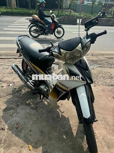 Yamaha Sirius 2011 Trắng-Đen