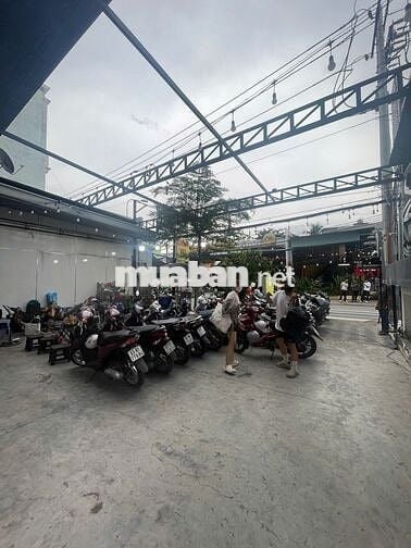 GIÁ RẺ 63Triệu - Nhà 552 Lê Văn Lương, Quận 7 - DT 10x20m, sân rộng