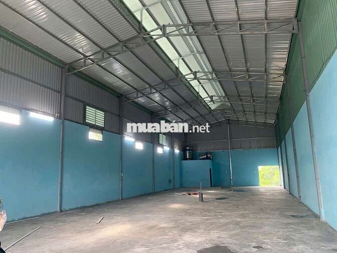 Xưởng mới Tân Uyên 300m/15tr sẵn Văn phòng 3fa sản xuất