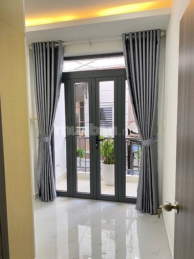 HẺM 3 GÁC, GẦN GA SG, KÊNH NHIÊU LỘC, NHÀ ĐẸP, MỚI, RẺ VÀ Ở NGAY