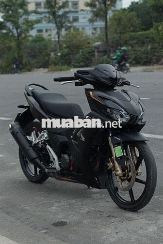 Cần bán winner v4 độ kiểng, mới đi 5000km