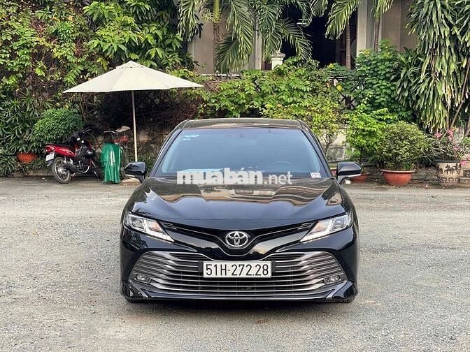 Toyota Camry 2.0G 2019