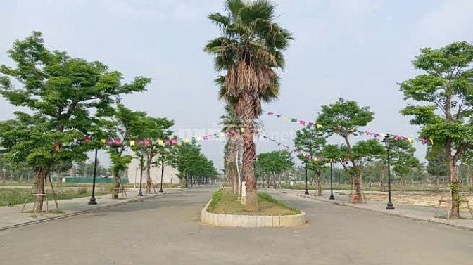 Bán nhanh lô đất mặt tiền Vành Đai 4 - Sổ Sẵn - Giá chỉ 1tỷ9