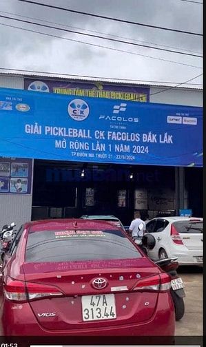 Cho thuê mặt bằng diện tích 5000 m2, mặt tiền rộng 60m, vuông vắn,