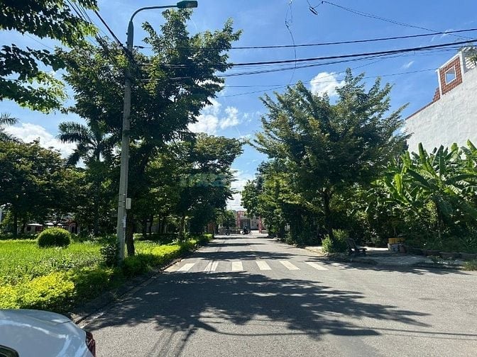 Lô góc Hoà Xuân, Đà Nẵng - 2MT đường Thanh Lương 24 và Phạm Xuân Ẩn