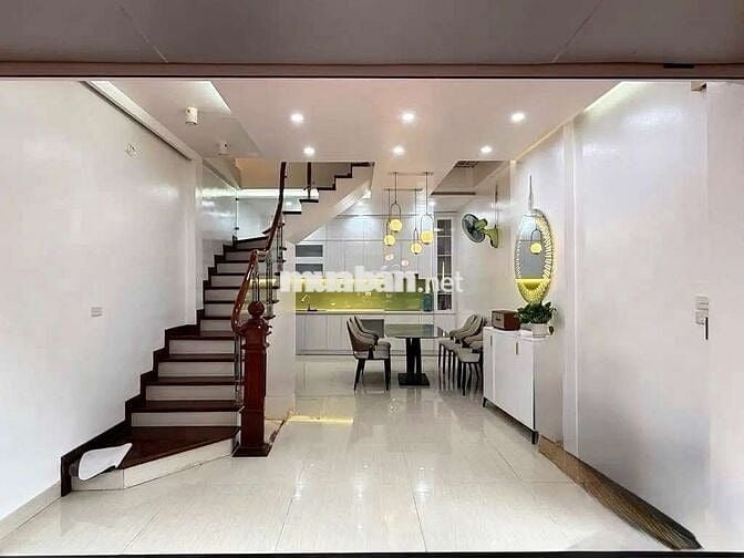 HÀO NAM - ĐỐNG ĐA - 35M2 - 3PN - 8.86 TỶ - NGÕ RỘNG 3M GẦN PHỐ .SĐCC