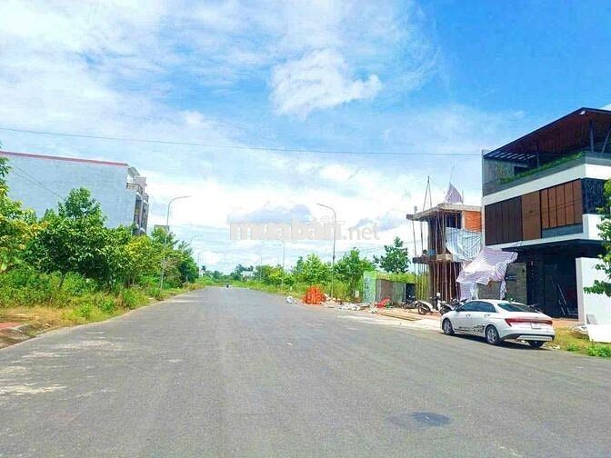 Bán Nhà Trệt Lựng Xây Mới A4 Tân Phú (DT 5X20 , 3PN)