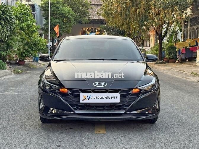 Hyundai Elantra 1.6AT 2022 Đen Chạy Lướt Như Mới