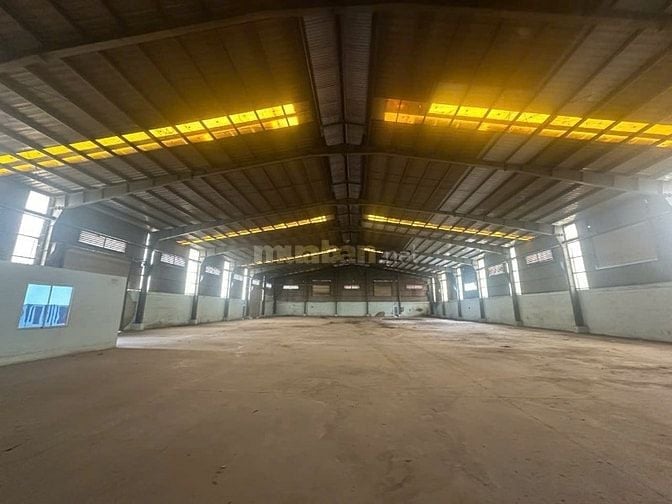 Cho thuê 2 kho xưởng Cụm CN Bến Lức , Long An , DT : 2.000m2 - 2.100m2