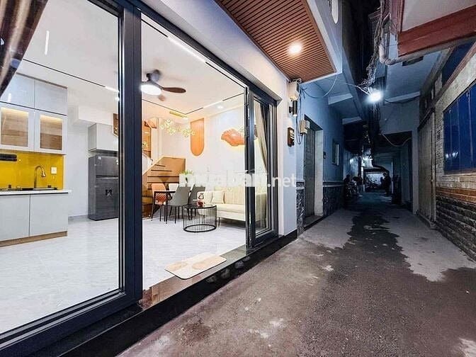 🏡 NGAY NGÃ TƯ HÀNG XANH – NHÀ ĐẸP 3 TẦNG – HXH VF3 – FULL NỘI THẤT