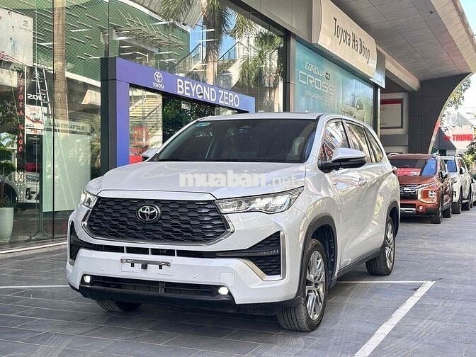 Toyota Hà Đông ban Innova Cross HEV 2024 Trắng/Nâu
