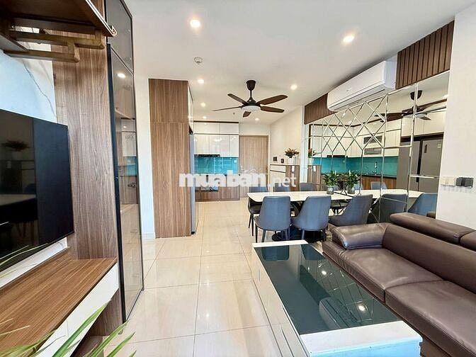 Cho thuê căn 3 phòng ngủ, căn góc đủ đồ tại VinSmart giá chỉ 12,5tr/th