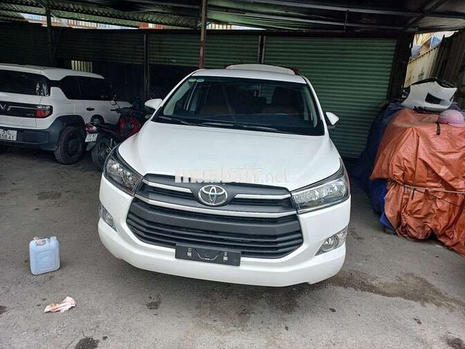Toyota Innova 2.0E Trắng 172345 km