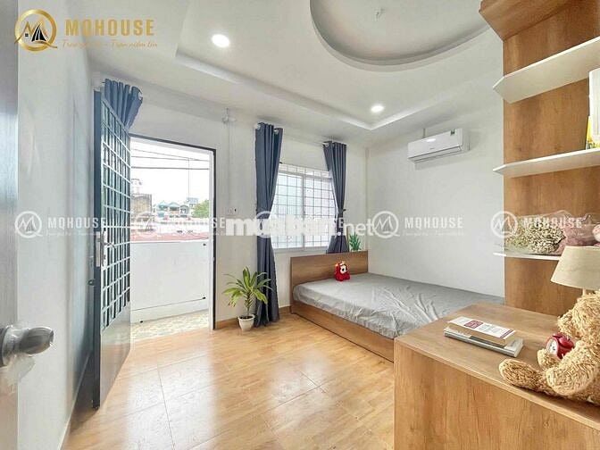 CHDV full nội thất ban công, cửa sổ mới 100% cực thoáng khu Bàu Cát
