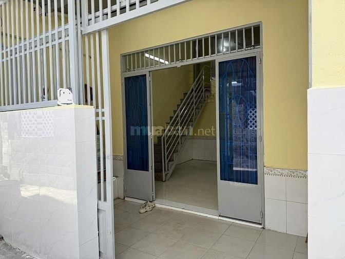 Cho thuê nhà nguyên căn tại đường HT45 (đối diện NM Bia Tiger), P. Tân