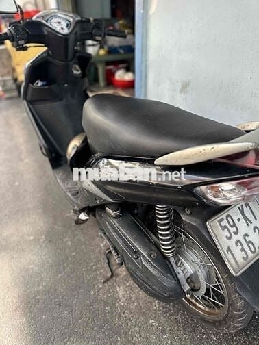 Yamaha Ultimo Đen Tự động