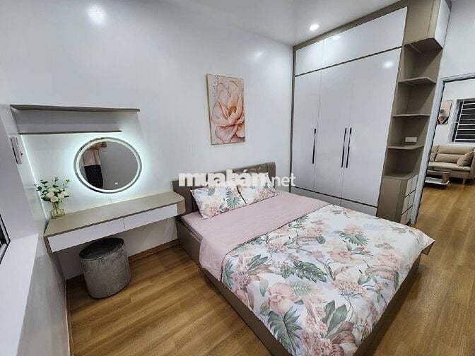 Căn góc Quan Nhân, 90m2, 3 ngủ 2 WC, full nội thất. 4.65 tỷ. Sổ đẹp