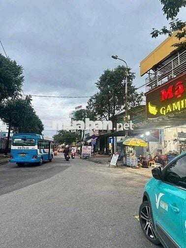 Bán 2 lô liền kề mặt tiền đường Lê Thạch, sát bên bến xe Trung Tâm Thà