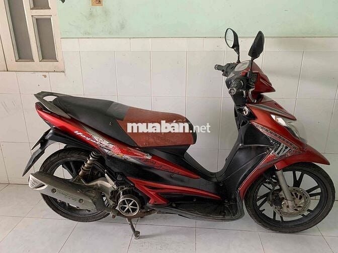 Suzuki Đỏ Đã sử dụng