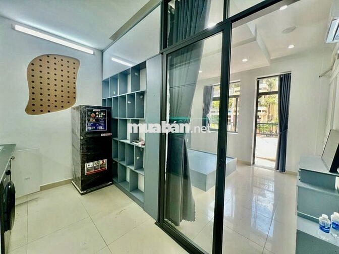 CHO THUÊ CĂN HỘ BAN CÔNG TÁCH BẾP MẶT TIỀN DAKAO QUẬN 1 SÁT BÊN BỜ KÈ