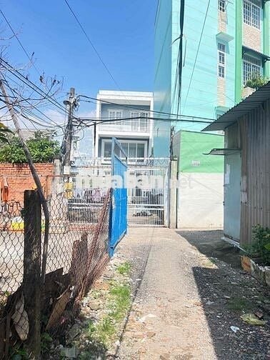 NHÀ HẺM ÔTÔ SÁT GẦN QUỐC LỘ 50 CHỈ-15 M GIÁ NHỈN 5 TỶ