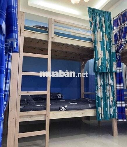 ký túc xá nữ . giường  to. full nội thất