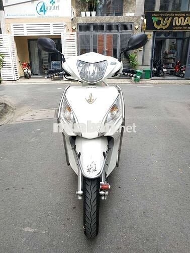 Honda Vision 2013 Trắng .xe chín chủ bspt .