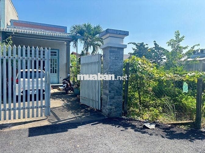 Bán nhà cấp 4 + kho hàng nhỏ 380m2, , Đường DX38