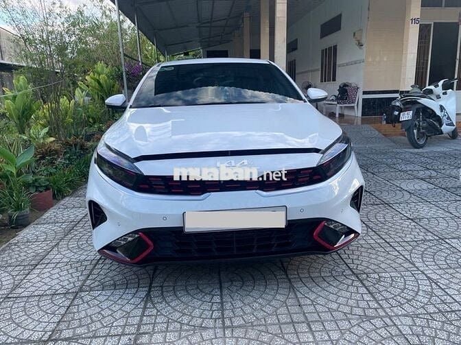 KIA K3 2.0 PREMIUM 2024 GIA ĐÌNH LƯỚT 1 CHỦ HT 75%