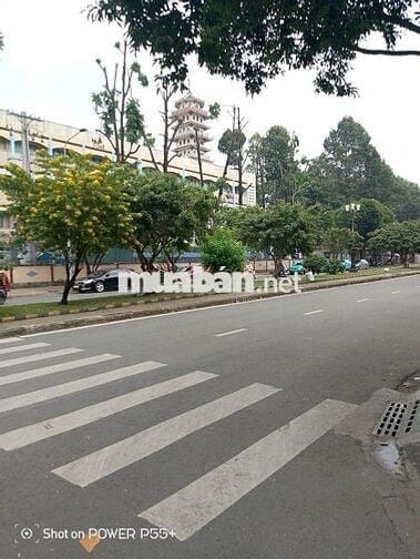 Tân Phú -Lê Thúc Hoạch ,gần trường THPT Trần Phú,nhà cũ tiện xây mới