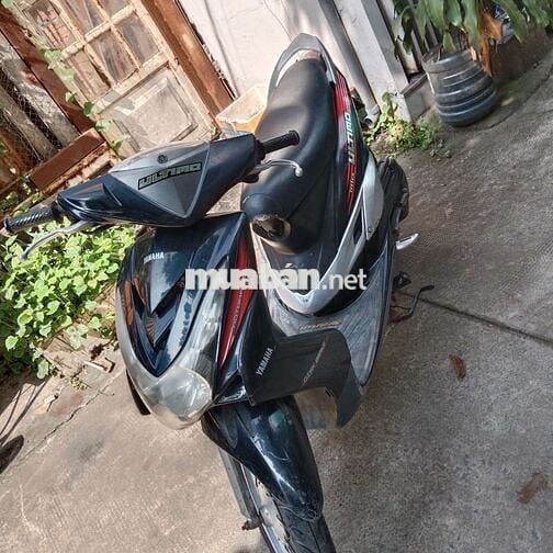 Yamaha Ultimo Đen Tự động