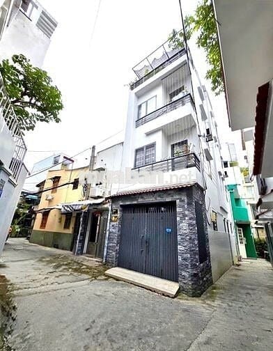 Cho thuê nhà nguyên căn 2 mặt tiền 3 lầu 4PN, hẻm xe hơi 623/43A CMT8