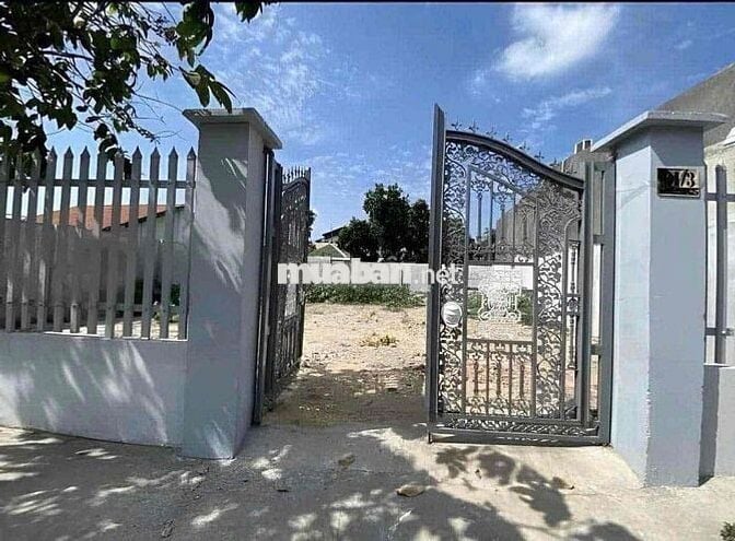 BÁN ĐẤT THỔ CƯ 300m2 550TRIỆU SỔ HỒNG RIÊNG