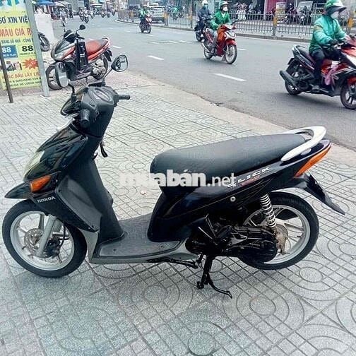 xe honda clict nhập khẩu đi làm đi chơi cần bán